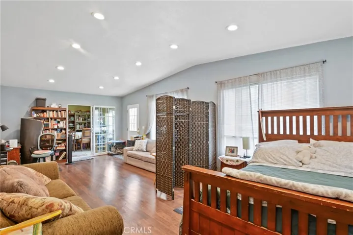 8795 Frankfort St., Fontana, California 92335
