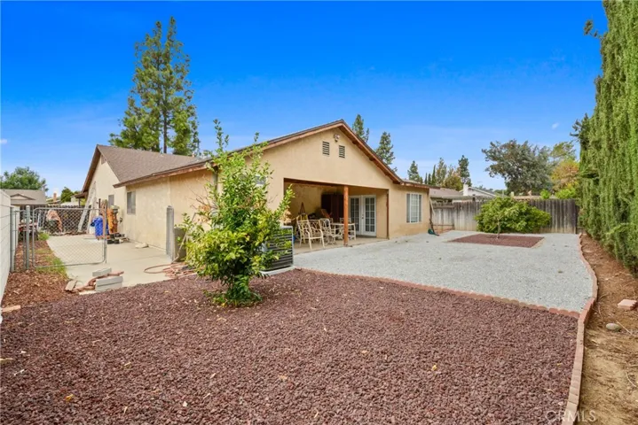 8795 Frankfort St., Fontana, California 92335