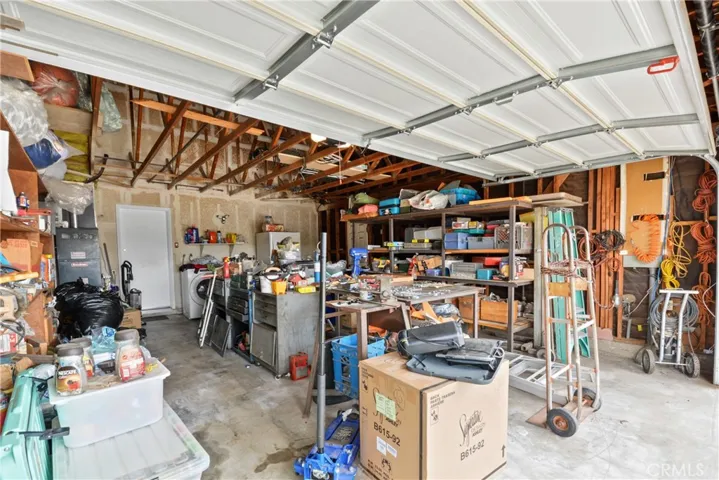 8795 Frankfort St., Fontana, California 92335