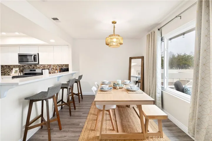 875 Buttercup Road, Carlsbad, California 92011