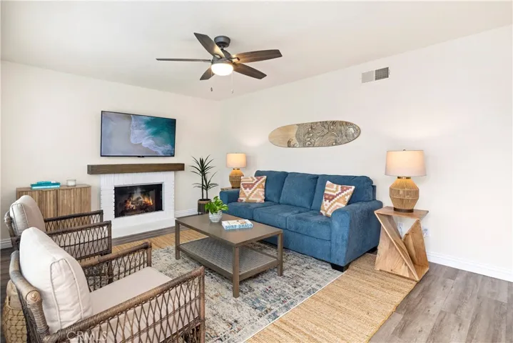 875 Buttercup Road, Carlsbad, California 92011