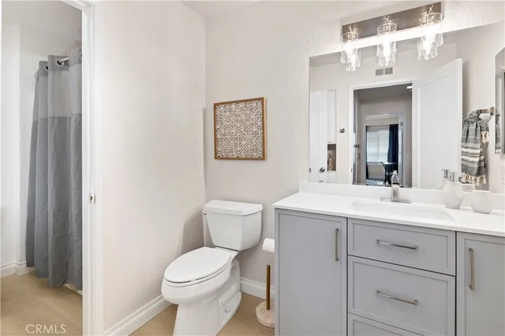 875 Buttercup Road, Carlsbad, California 92011