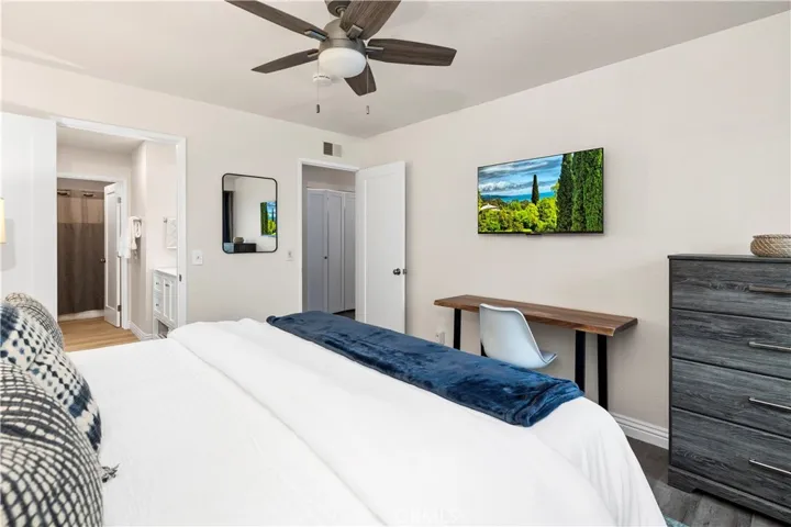 875 Buttercup Road, Carlsbad, California 92011