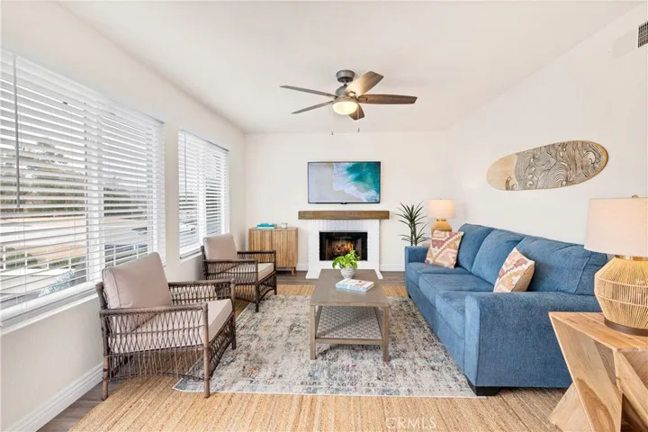 875 Buttercup Road, Carlsbad, California 92011