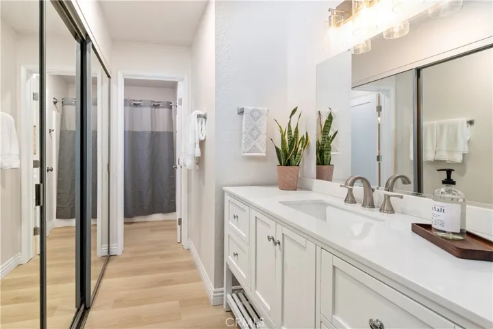 875 Buttercup Road, Carlsbad, California 92011