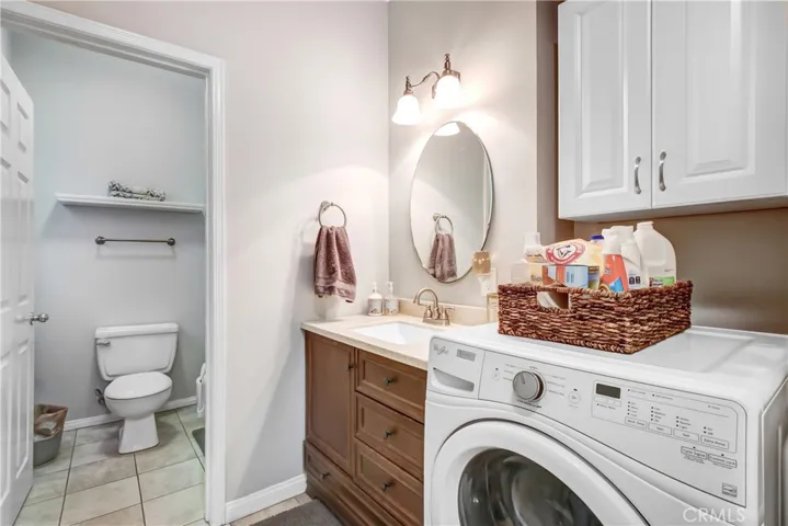 201 Chandler W, Highland, California 92346