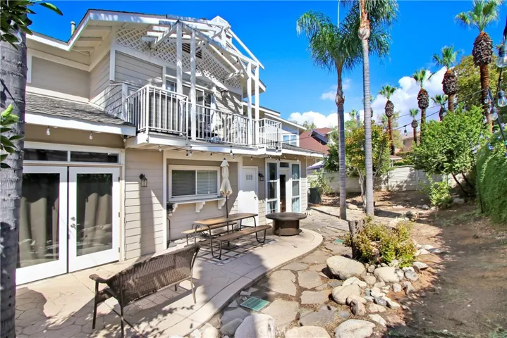 201 Chandler W, Highland, California 92346