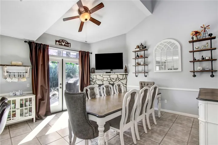 201 Chandler W, Highland, California 92346