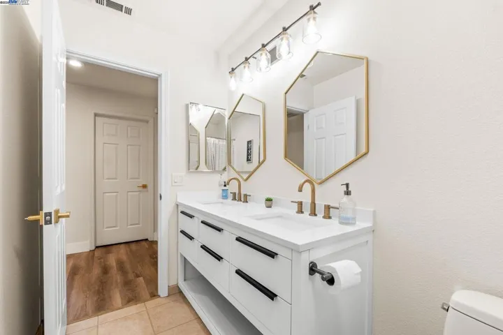 654 Daisyfield Dr, Livermore, California 94551