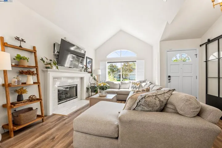 654 Daisyfield Dr, Livermore, California 94551