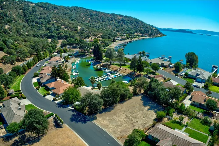 8541 Paradise Valley Boulevard, Lucerne, California 95458