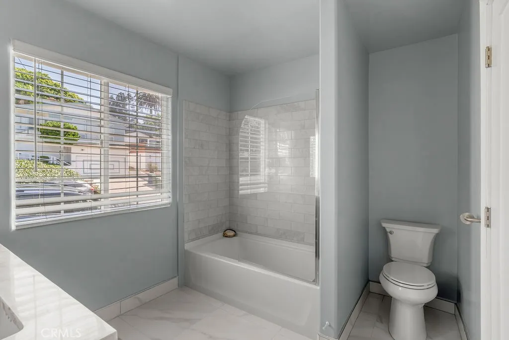 3703 S Patton Avenue, San Pedro, California 90731 home-pic-9