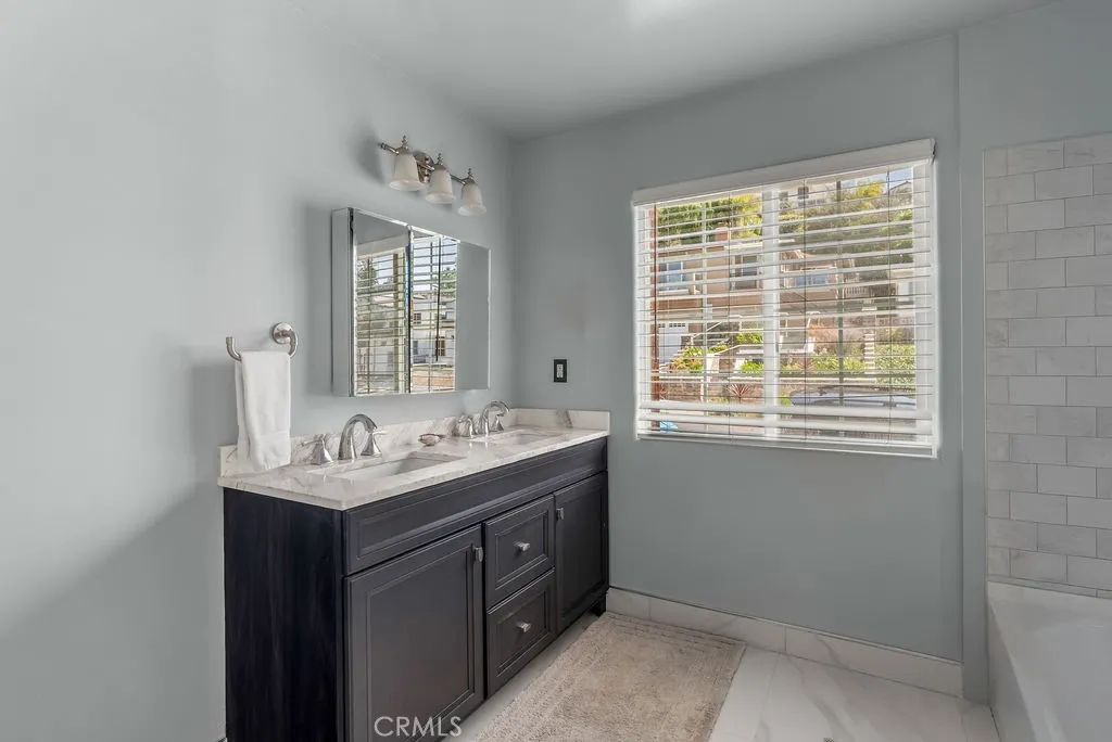 3703 S Patton Avenue, San Pedro, California 90731 home-pic-8