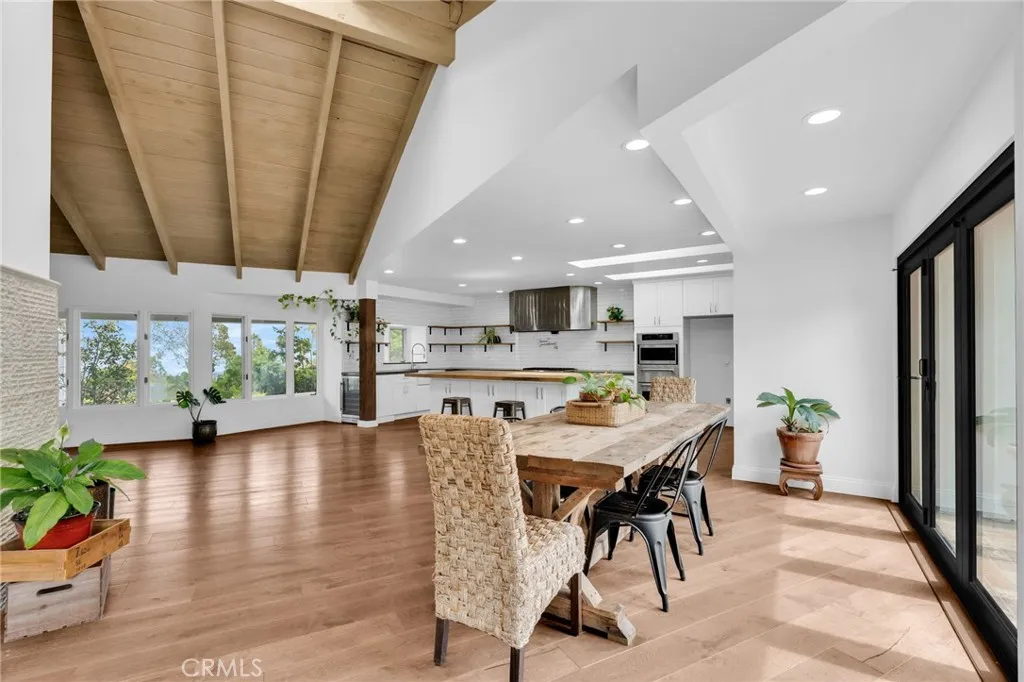 1133 Granvia Altamira, Palos Verdes Estates, California 90274 home-pic-24