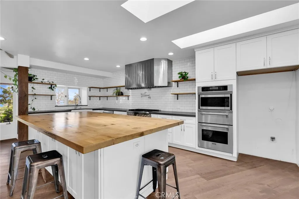 1133 Granvia Altamira, Palos Verdes Estates, California 90274 home-pic-14