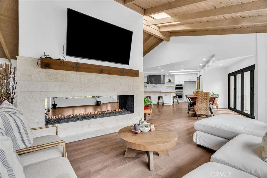 1133 Granvia Altamira, Palos Verdes Estates, California 90274 home-pic-31