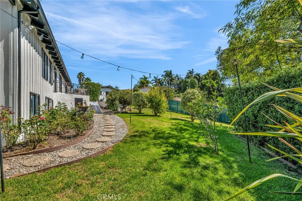 1133 Granvia Altamira, Palos Verdes Estates, California 90274 home-pic-63
