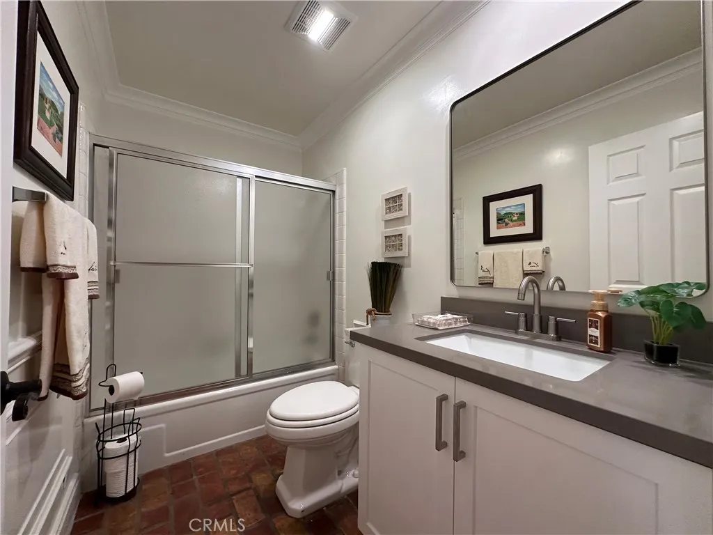 19 Willowgrove, Irvine, California 92604 home-pic-17