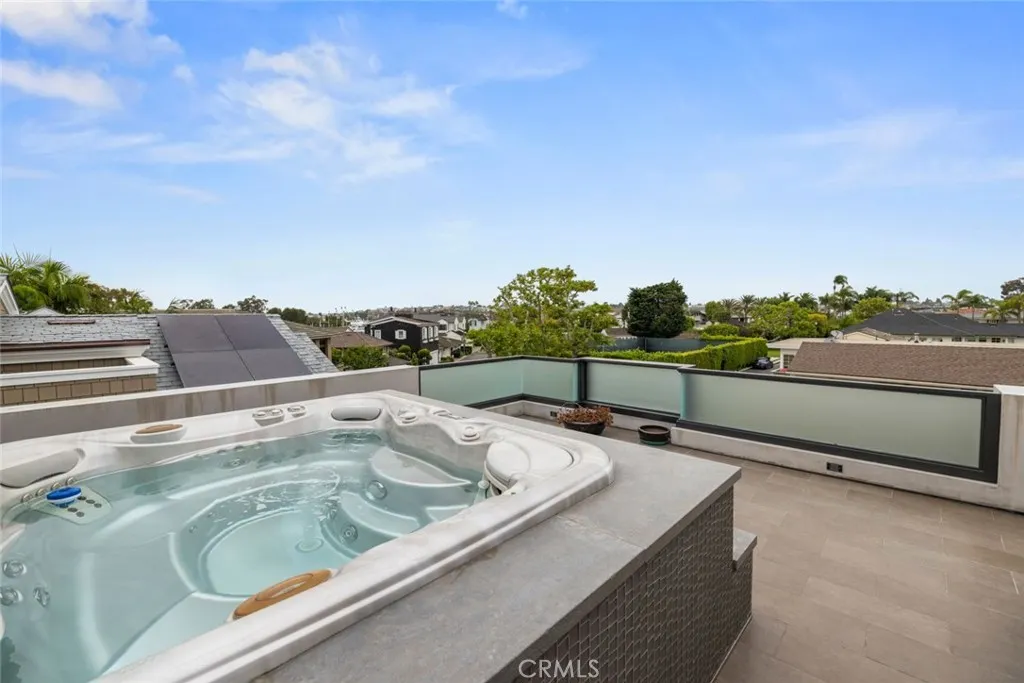 8 Beacon Bay, Newport Beach, California 92660 home-pic-59