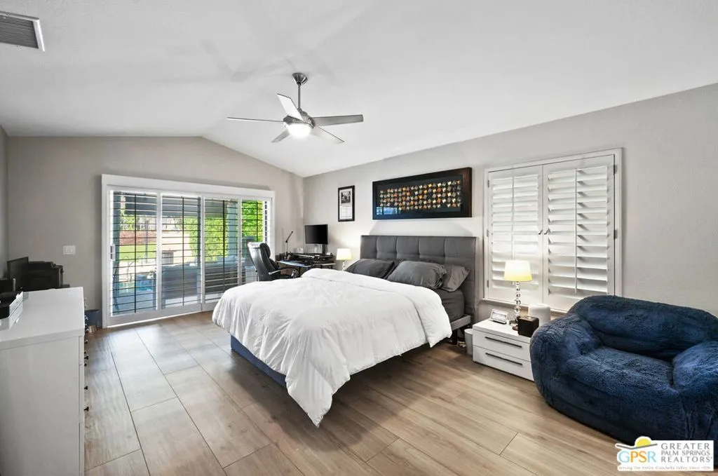 39141 Sweetwater Drive, Palm Desert, California 92211 home-pic-16