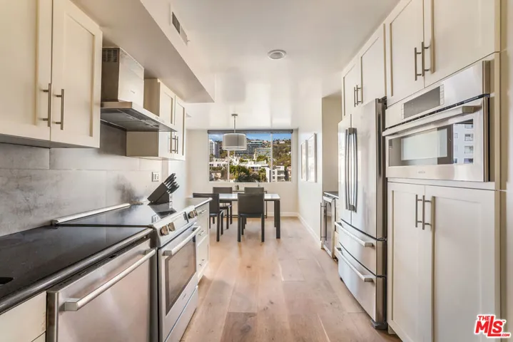 818 N Doheny Drive 607, West Hollywood, California 90069