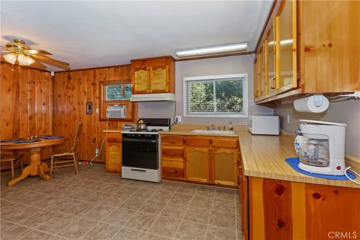 1698 Irene Street, Wrightwood, California 92397