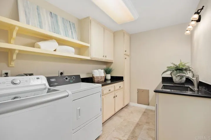 2946 Crystal Ridge Road, Encinitas, California 92024