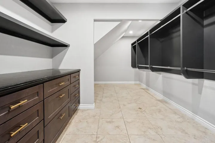 2946 Crystal Ridge Road, Encinitas, California 92024