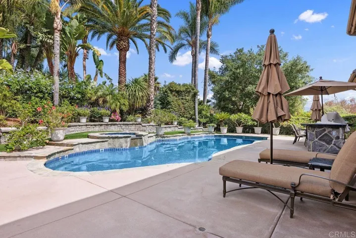 2946 Crystal Ridge Road, Encinitas, California 92024