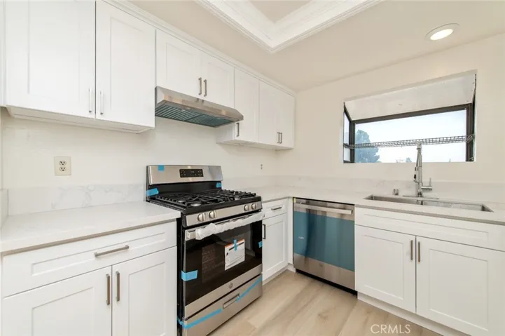 2038 S Bon View Avenue A, Ontario, California 91761