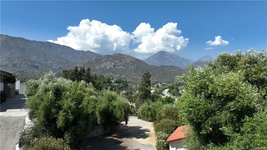 4064 Olive Knoll Place, Claremont, California 91711