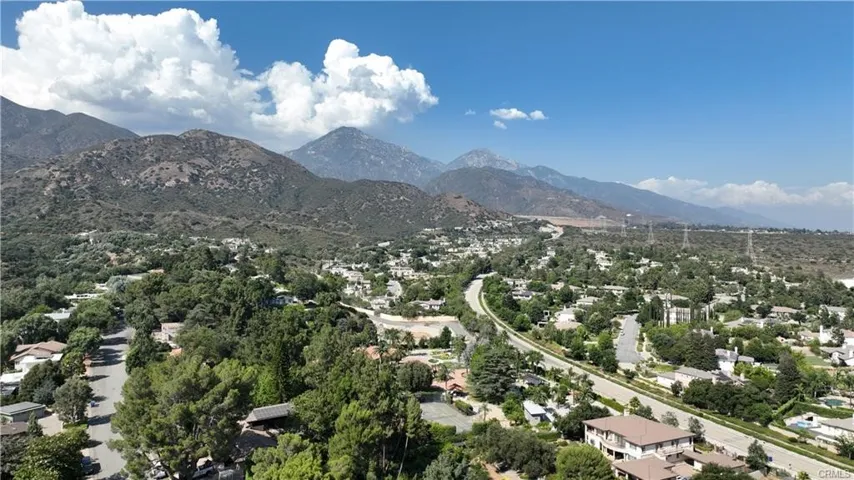 4064 Olive Knoll Place, Claremont, California 91711