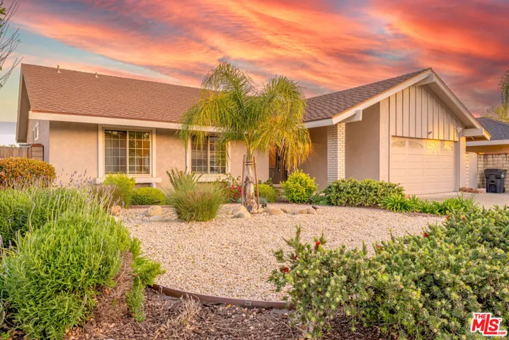 23236 Via Calisero, Valencia, California 91355