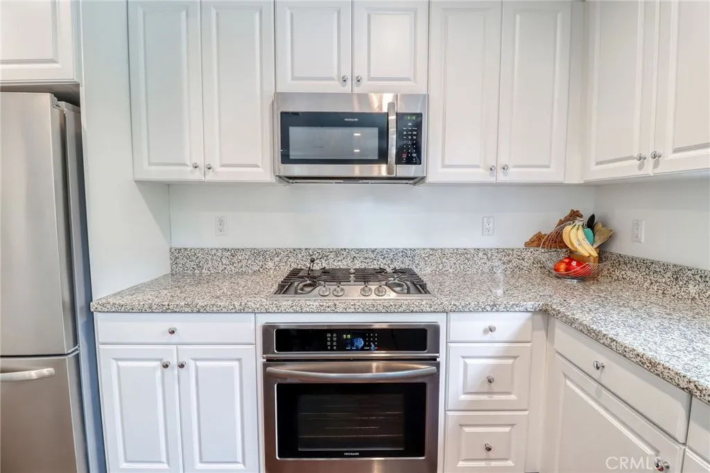 42603 Indigo Place, Temecula, California 92592 home-pic-10