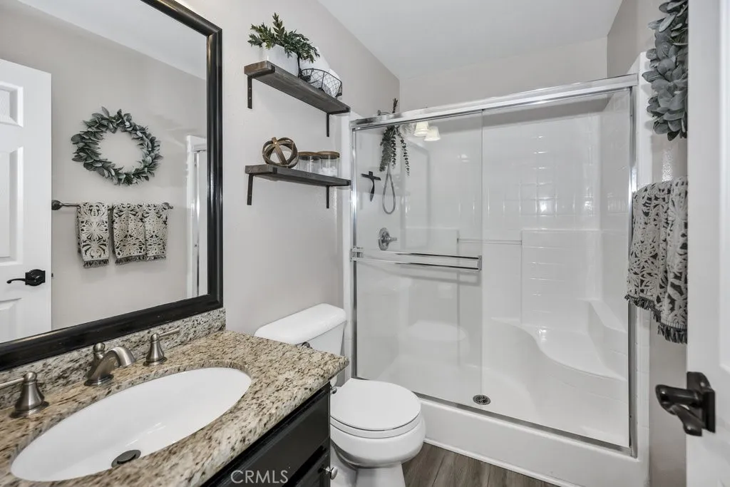 24030 Via Vizcaya, Valencia, California 91354 home-pic-19