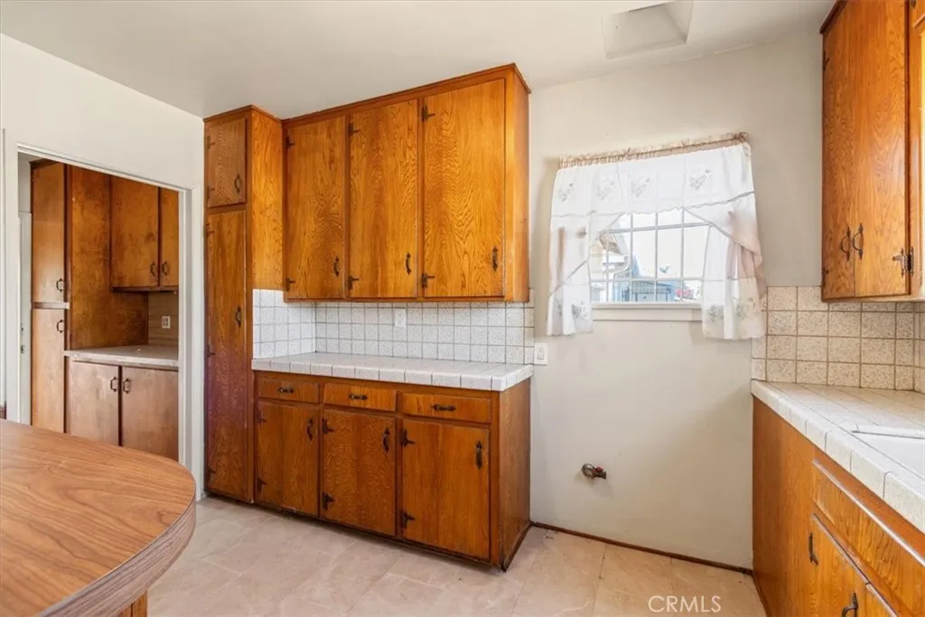 8942 Ilex, Sun Valley, California 91352 home-pic-9