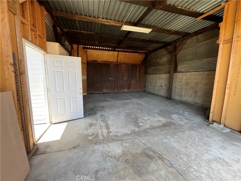 8942 Ilex, Sun Valley, California 91352 home-pic-21