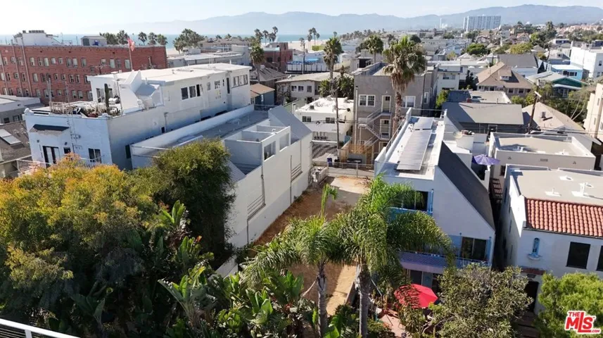 23 Wavecrest Avenue, Venice, California 90291 — photo 4