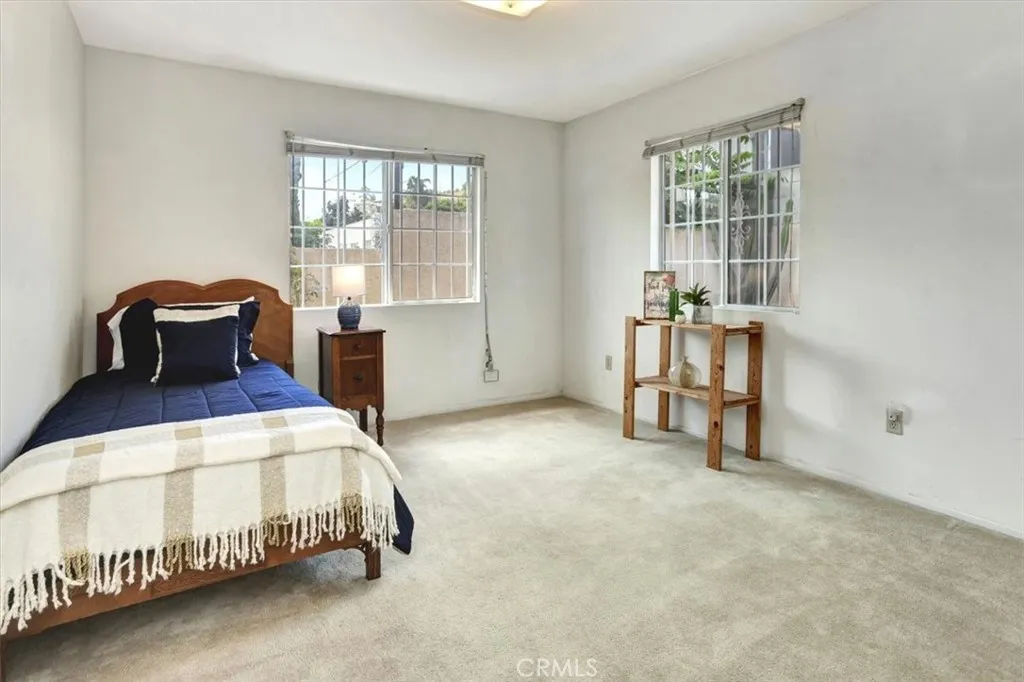 4133 N Mission, Los Angeles, California 90032 home-pic-2