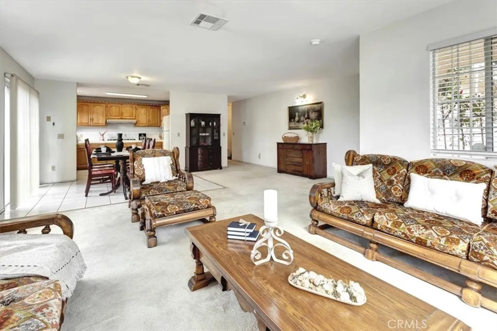 4133 N Mission, Los Angeles, California 90032 home-pic-6