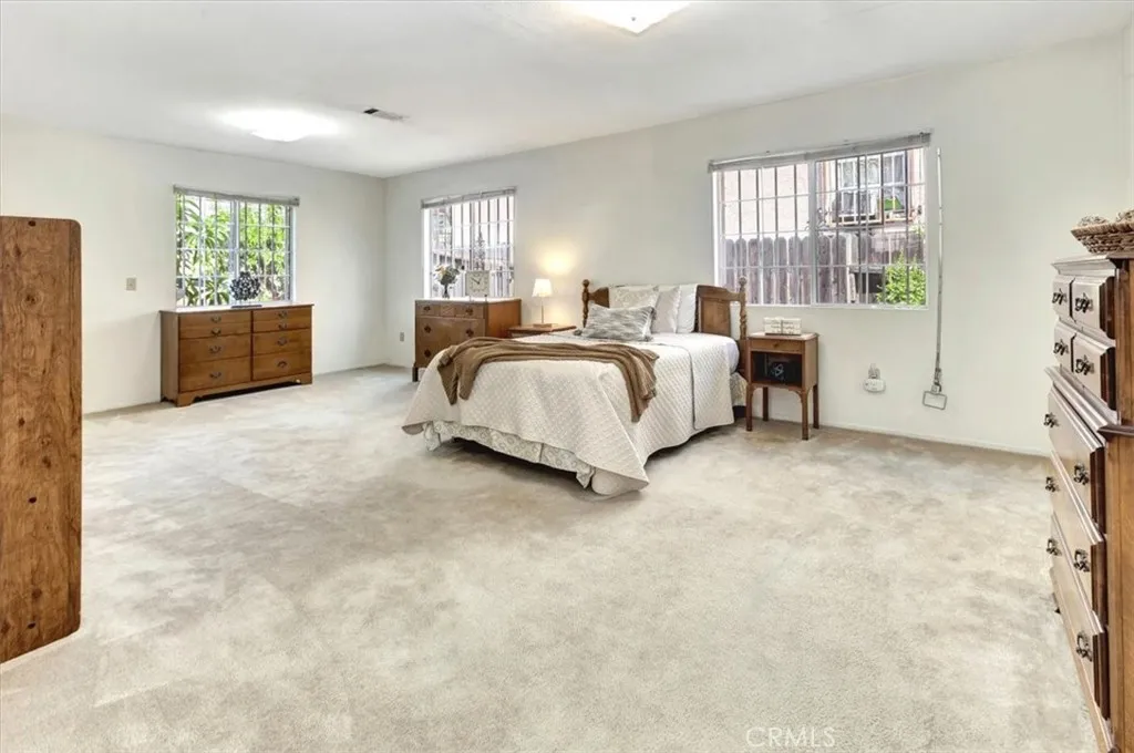 4133 N Mission, Los Angeles, California 90032 home-pic-15