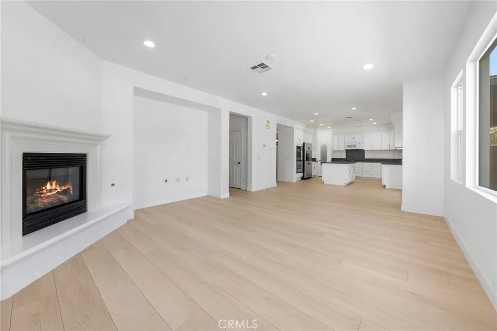 6656 Biola, Chino, California 91710 home-pic-11