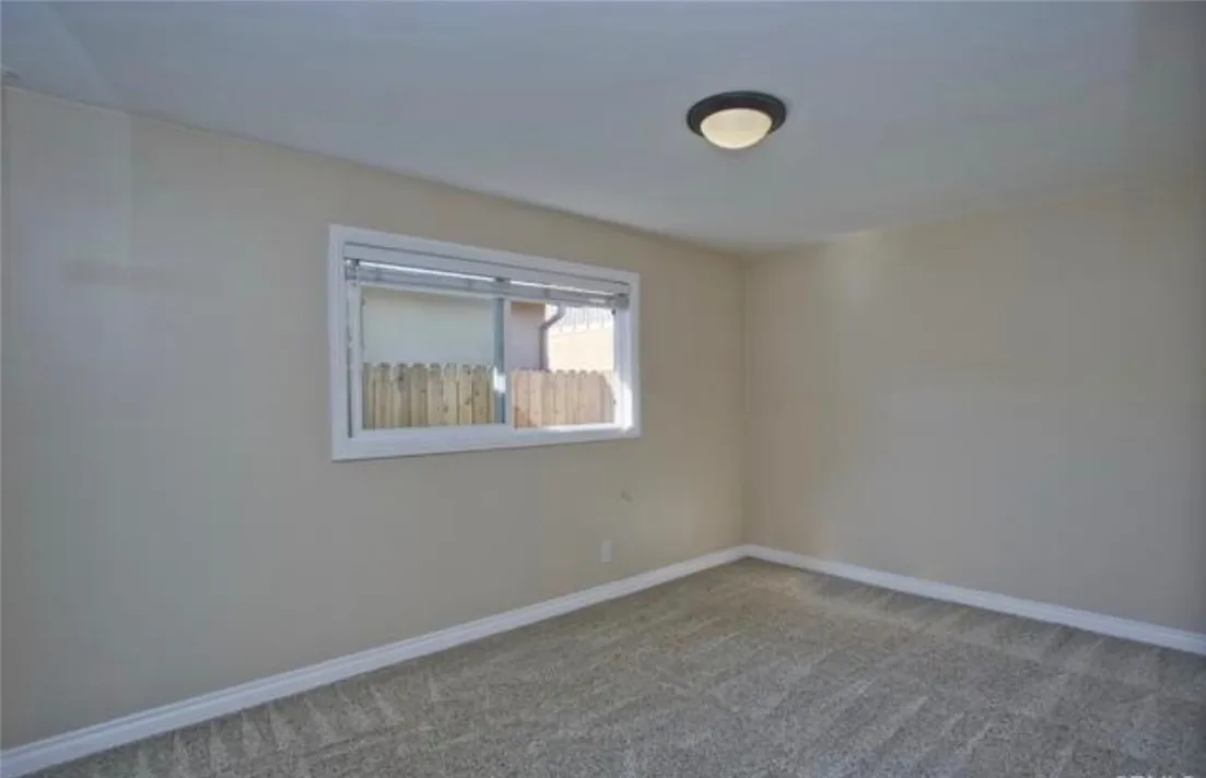 182 Costa Mesa Street, Costa Mesa, California 92627 home-pic-3