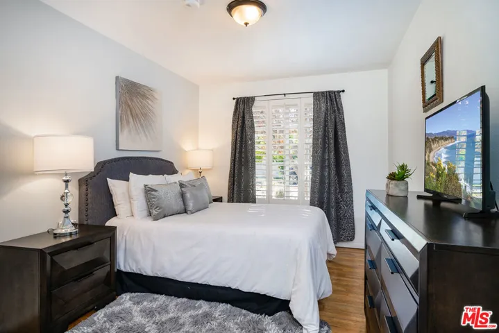 13843 Milbank Street, Sherman Oaks, California 91423