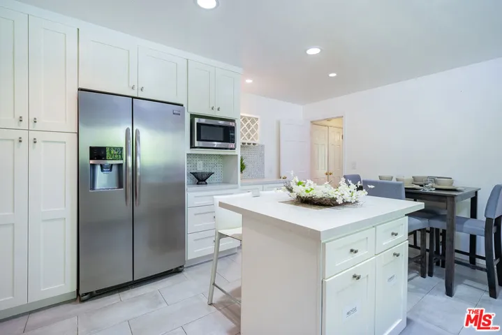 13843 Milbank Street, Sherman Oaks, California 91423