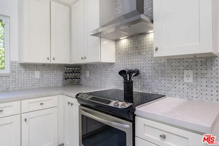 13843 Milbank Street, Sherman Oaks, California 91423