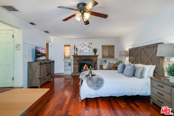 13843 Milbank Street, Sherman Oaks, California 91423