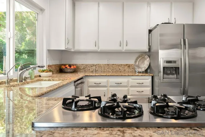4924 Avila Ave, Carlsbad, California 92008