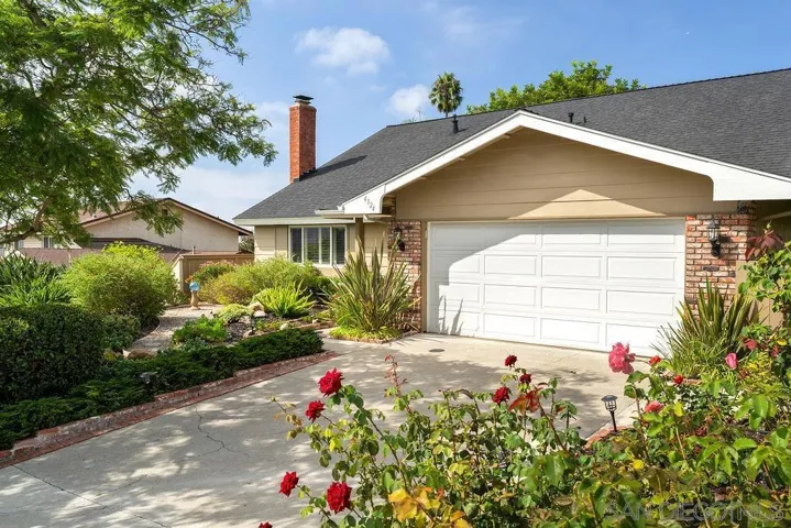 4924 Avila Ave, Carlsbad, California 92008