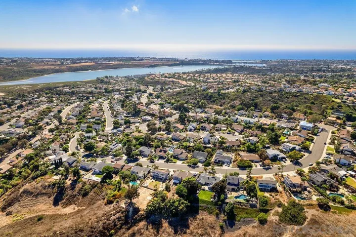 4924 Avila Ave, Carlsbad, California 92008